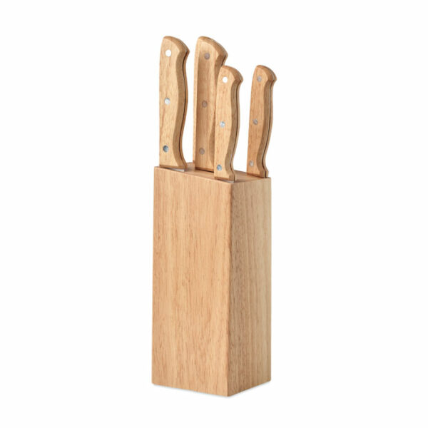 zestaw noży kuchennych z drewnianymi rączkami, w drewnianym stojaku